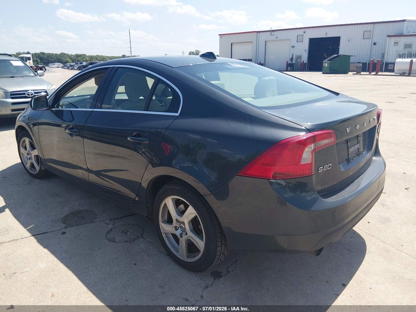 2012 Volvo S60 VIN YV1622FS4C2091351 IAAI salvage auction — NORMAL WEAR, Salvage Title, sold $325 on 2026-07-28 (photo 3)