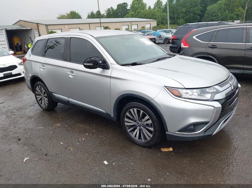 2019 Mitsubishi Outlander VIN JA4AZ3A35KZ043519 IAAI salvage auction — REAR END, Salvage Title, sold $3,550 on 2026-08-02 (photo 1)