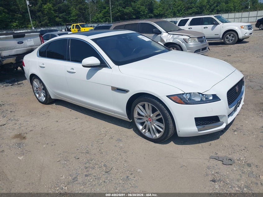 2017 Jaguar Xf VIN SAJBK4BVXHCY44125 IAAI salvage auction — NORMAL WEAR, Clear (Missouri), sold $5,500 on 2026-07-16 (photo 1)