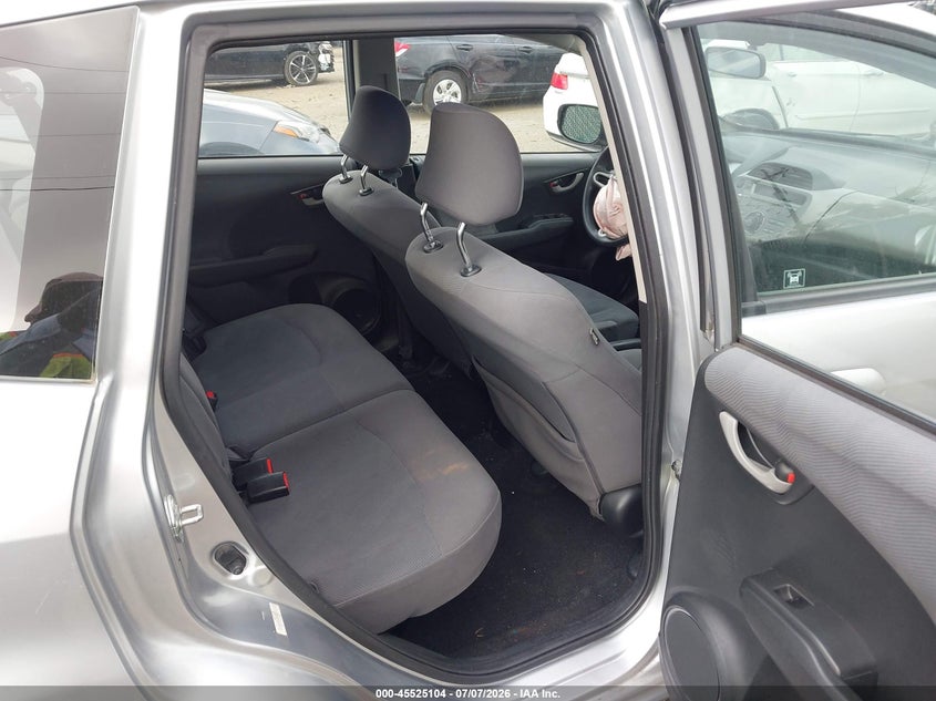 2013 Honda Fit VIN JHMGE8H39DC032509 IAAI salvage auction — REAR END, Clear (Virginia), sold $1,350 on 2026-07-27 (photo 8)