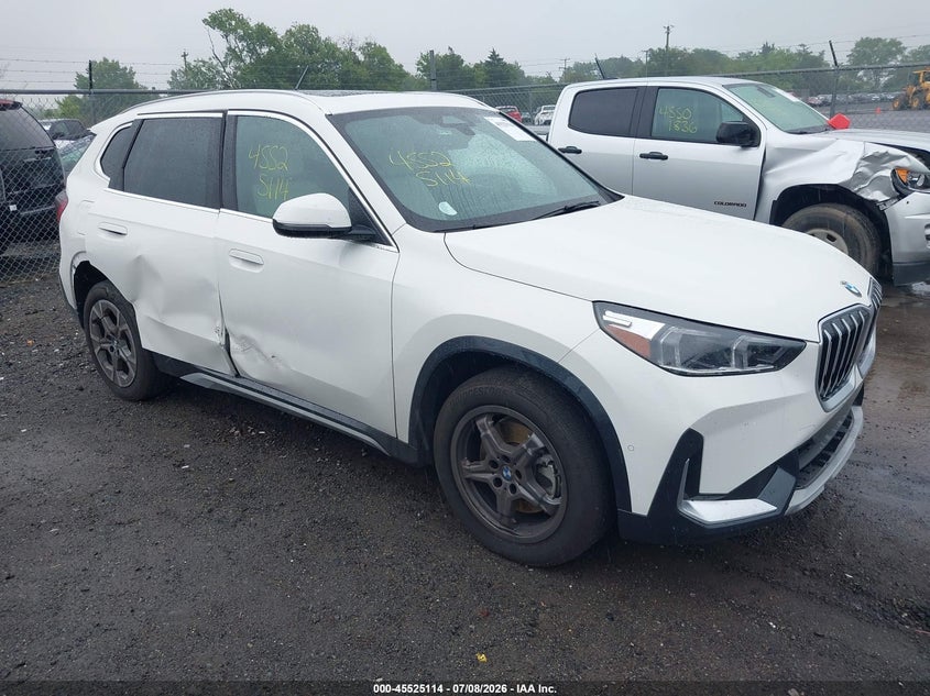 2026 BMW X1 VIN WBX73EF06T5472482 IAAI salvage auction — REAR END, Salvage Title, sold $16,300 on 2026-07-22 (photo 1)