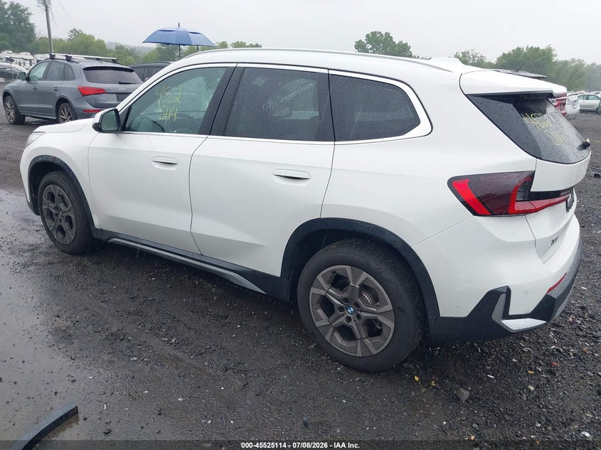 2026 BMW X1 VIN WBX73EF06T5472482 IAAI salvage auction — REAR END, Salvage Title, sold $16,300 on 2026-07-22 (photo 3)