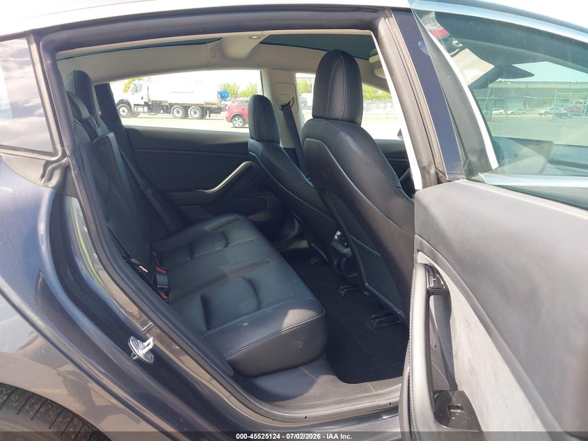 2019 Tesla Model 3 VIN 5YJ3E1EB5KF432747 IAAI salvage auction — HAIL, Salvage Title, sold $6,700 on 2026-07-28 (photo 8)
