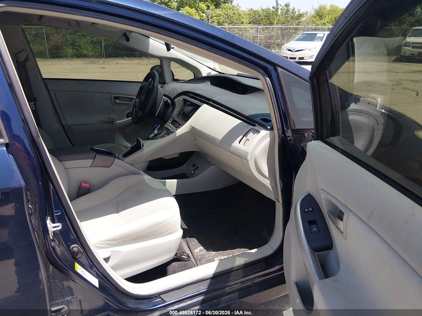 2013 Toyota Prius VIN JTDKN3DU9D0340682 IAAI salvage auction — NORMAL WEAR, Salvage Title, sold $25 on 2026-07-28 (photo 5)