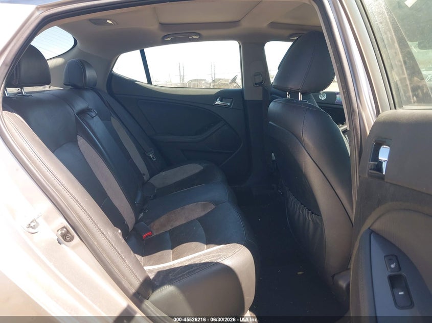 2013 Kia Optima VIN 5XXGR4A6XDG176072 IAAI salvage auction — NORMAL WEAR, Clear - Dealer Only (California), sold $400 on 2026-07-08 (photo 8)