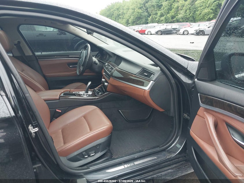 2013 BMW 5er VIN WBAXH5C55DDW12671 IAAI salvage auction — RIGHT FRONT, Salvage (Connecticut), sold $1,400 on 2026-07-23 (photo 5)