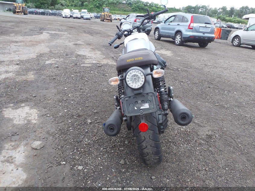 2021 Moto guzzi V7 VIN ZGUKZUA05MM000110 IAAI salvage auction — FRONT END, Salvage (Idaho), sold $675 on 2026-07-28 (photo 6)