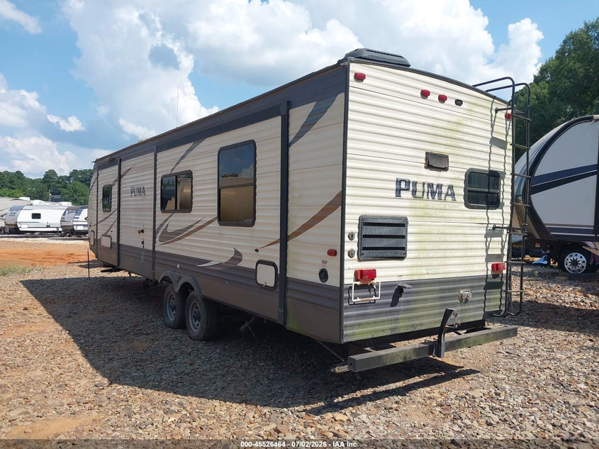 2017 Puma VIN 4X4TPUH20HP064882 IAAI salvage auction — RIGHT SIDE, Salvage Title, sold $575 on 2026-07-30 (photo 3)