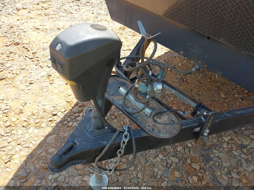 2017 Puma VIN 4X4TPUH20HP064882 IAAI salvage auction — RIGHT SIDE, Salvage Title, sold $575 on 2026-07-30 (photo 7)