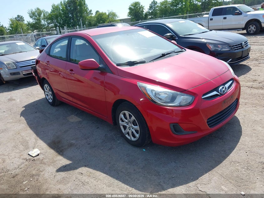 2014 Hyundai Accent VIN KMHCT4AE1EU755806 IAAI salvage auction — REAR END, Salvage Title, sold $1,250 on 2026-07-31 (photo 1)