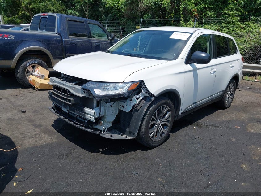 2017 Mitsubishi Outlander VIN JA4AD2A30HZ024586 IAAI salvage auction — RIGHT FRONT, Salvage (North Carolina), sold $2,000 on 2026-07-26 (photo 2)
