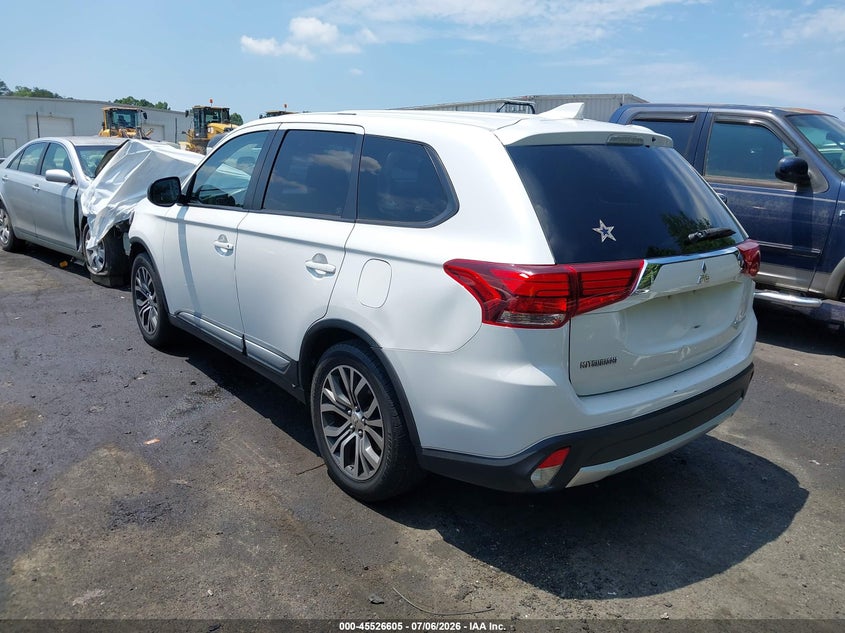 2017 Mitsubishi Outlander VIN JA4AD2A30HZ024586 IAAI salvage auction — RIGHT FRONT, Salvage (North Carolina), sold $2,000 on 2026-07-26 (photo 3)