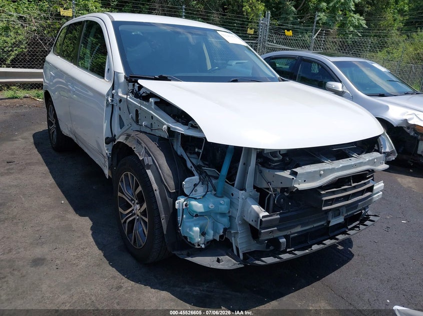 2017 Mitsubishi Outlander VIN JA4AD2A30HZ024586 IAAI salvage auction — RIGHT FRONT, Salvage (North Carolina), sold $2,000 on 2026-07-26 (photo 6)