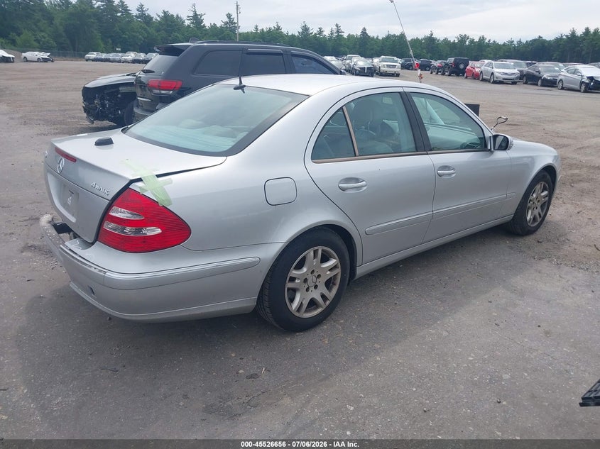 2006 Mercedes-benz E-class VIN WDBUF87J96X180591 IAAI salvage auction — REAR END, Clear (Massachusetts), sold $825 on 2026-07-17 (photo 4)