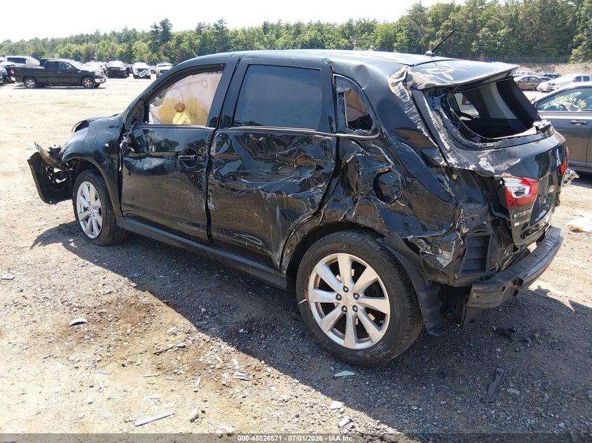 2015 Mitsubishi Outlander VIN 4A4AR3AU3FE040753 IAAI salvage auction — LEFT SIDE, Wait Title, sold $1,125 on 2026-09-04 (photo 3)