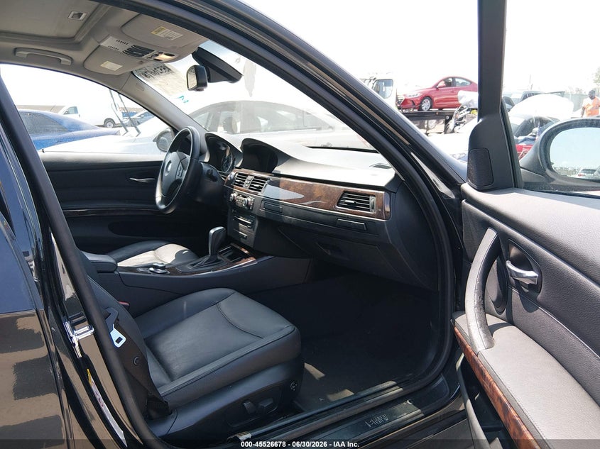 2008 BMW 3 series VIN WBAVC53508F008493 IAAI salvage auction — FRONT END, Salvage (California), sold $1,200 on 2026-07-16 (photo 5)