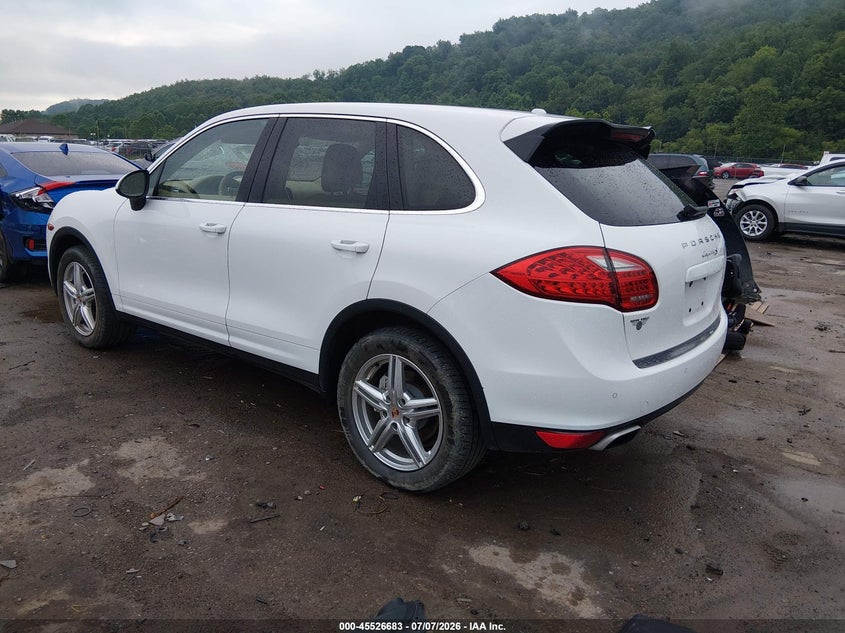 2013 Porsche Cayenne VIN WP1AB2A29DLA84042 IAAI salvage auction — UNKNOWN, Salvage (West Virginia), sold $3,600 on 2026-08-22 (photo 3)