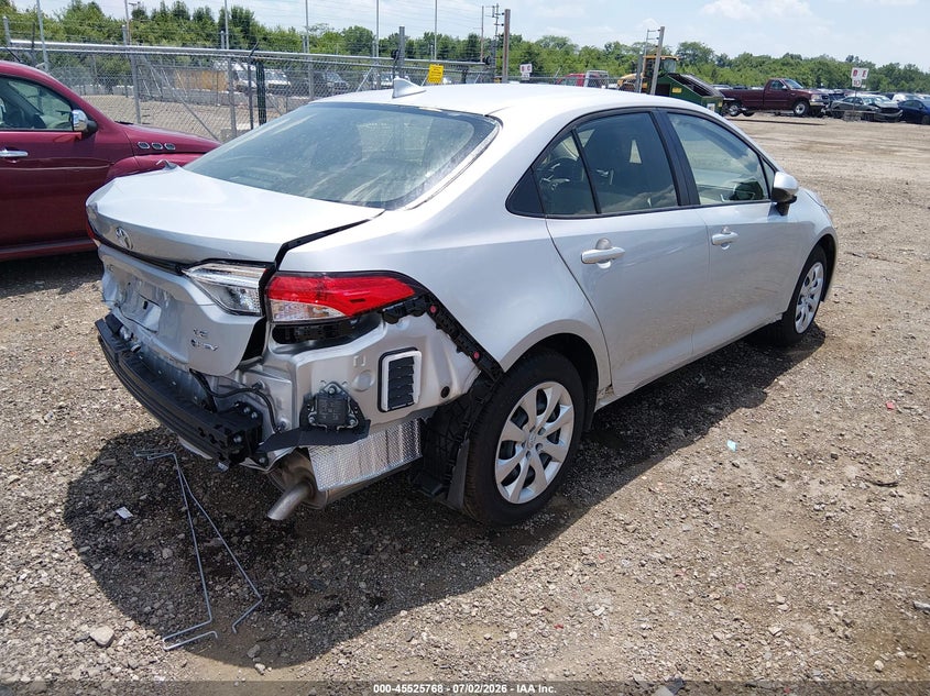 2026 Toyota Corolla VIN JTDBCMFE4T3137634 IAAI salvage auction — REAR END, Salvage Title, sold $6,900 on 2026-07-26 (photo 4)