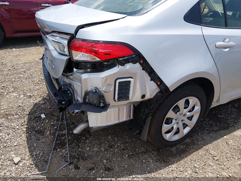 2026 Toyota Corolla VIN JTDBCMFE4T3137634 IAAI salvage auction — REAR END, Salvage Title, sold $6,900 on 2026-07-26 (photo 6)