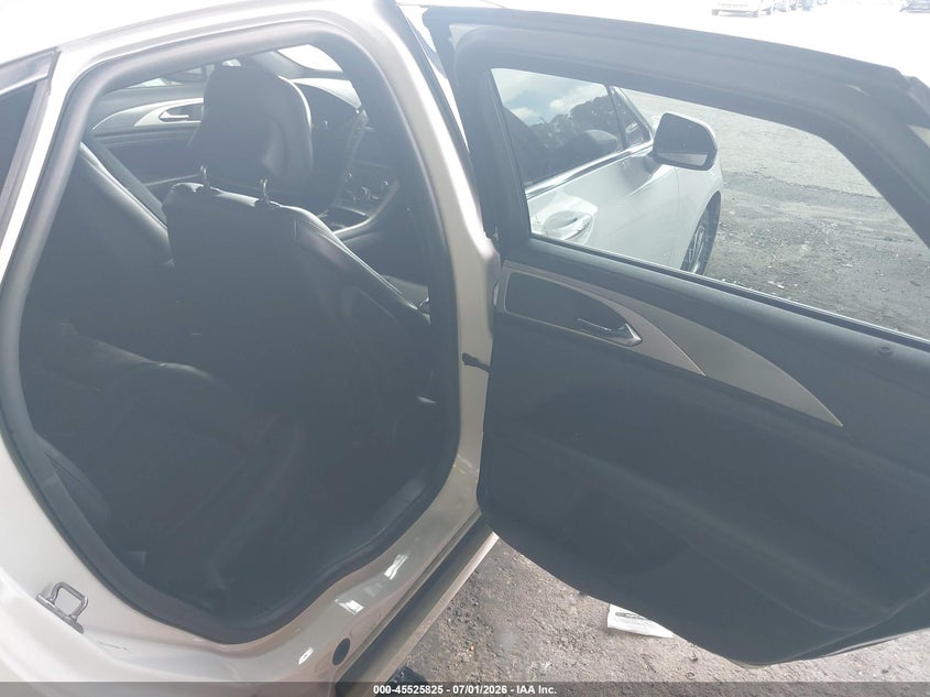 2019 Lincoln Mkz VIN 3LN6L5A91KR629499 IAAI salvage auction — REAR END, Salvage Title, sold $2,650 on 2026-07-18 (photo 8)