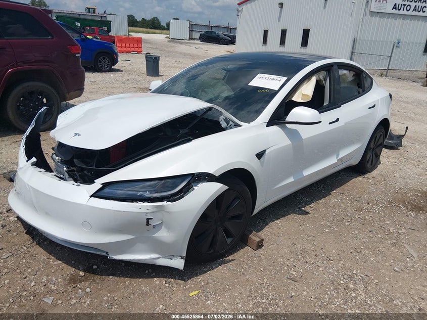 2025 Tesla Model 3 VIN 5YJ3E1EB8SF904391 IAAI salvage auction — RIGHT FRONT, Salvage Title, sold $5,700 on 2026-08-02 (photo 2)
