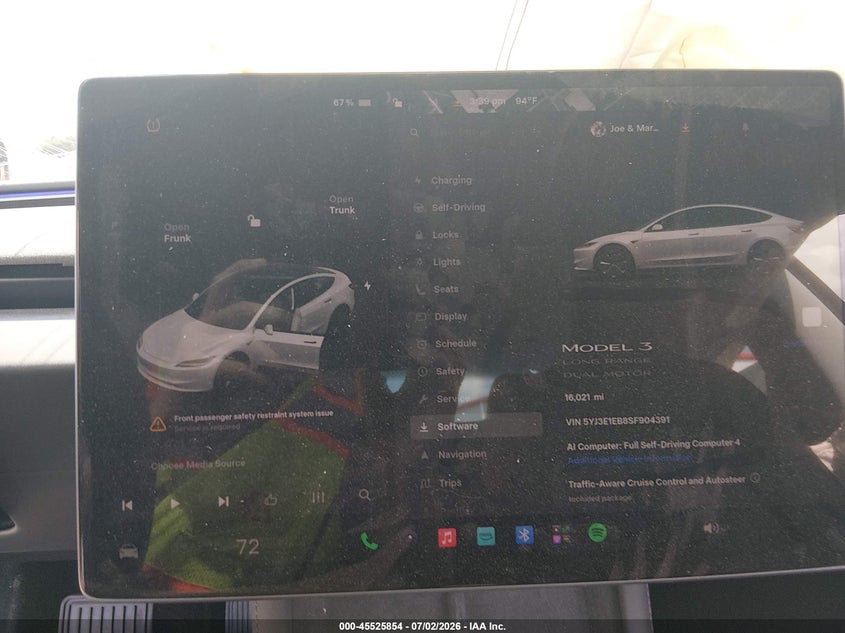 2025 Tesla Model 3 VIN 5YJ3E1EB8SF904391 IAAI salvage auction — RIGHT FRONT, Salvage Title, sold $5,700 on 2026-08-02 (photo 7)