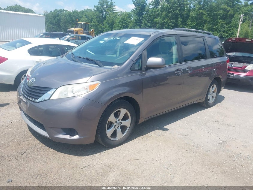 2011 Toyota Sienna VIN 5TDKK3DC2BS130824 IAAI salvage auction — NORMAL WEAR, Clear (Massachusetts), sold $2,175 on 2026-07-10 (photo 2)