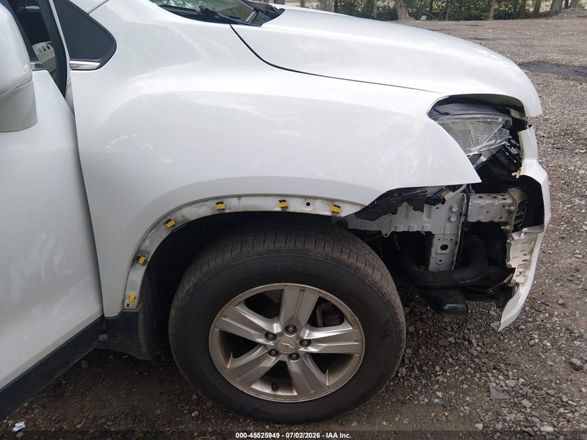 2015 Chevrolet Trax VIN KL7CJRSB6FB203241 IAAI salvage auction — FRONT END, Clear (Virginia), sold $675 on 2026-07-28 (photo 6)