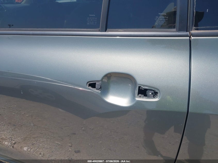 2008 Toyota Highlander hybrid VIN JTEEW41A382010195 IAAI salvage auction — NORMAL WEAR, Clear (Indiana), sold $950 on 2026-07-21 (photo 6)