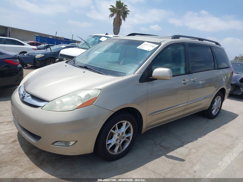 2006 Toyota Sienna VIN 5TDBA22C66S060380 IAAI salvage auction — NORMAL WEAR, Clear - Dealer Only (California), sold $1,100 on 2026-07-08 (photo 2)