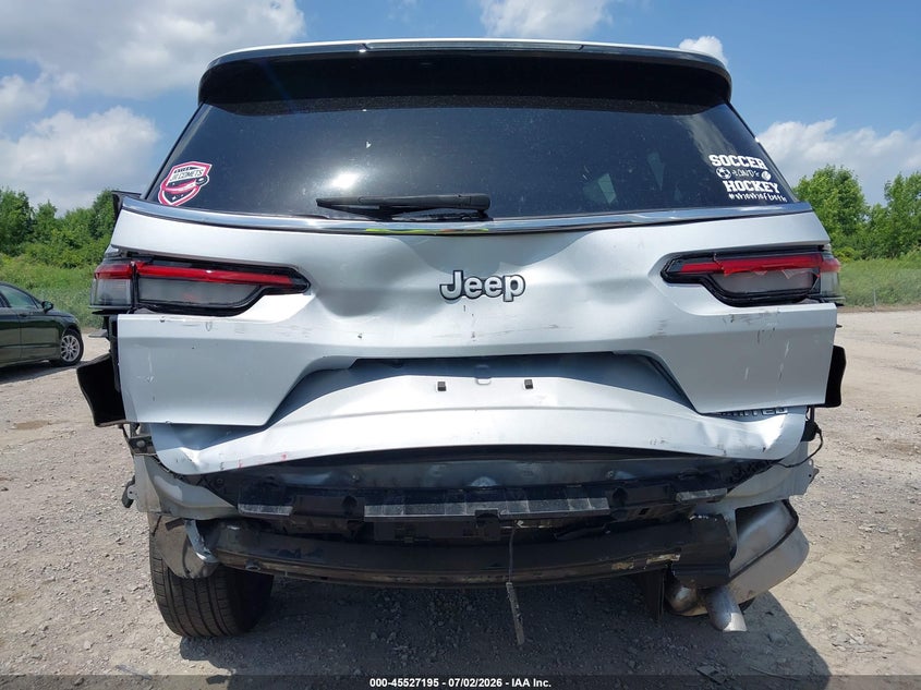 2024 Jeep Grand cherokee VIN 1C4RJKBGXR8623232 IAAI salvage auction — REAR END, Salvage Title, sold $10,000 on 2026-07-30 (photo 6)