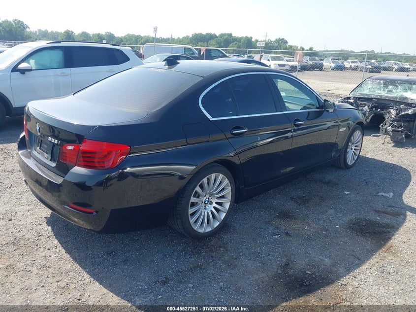 2014 BMW 5er VIN WBA5A5C59ED020820 IAAI salvage auction — FRONT END, Wait Title, sold $800 on 2026-08-17 (photo 4)