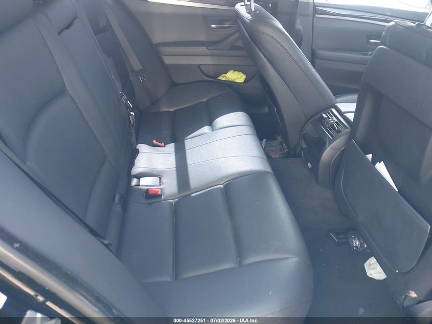 2014 BMW 5er VIN WBA5A5C59ED020820 IAAI salvage auction — FRONT END, Wait Title, sold $800 on 2026-08-17 (photo 8)