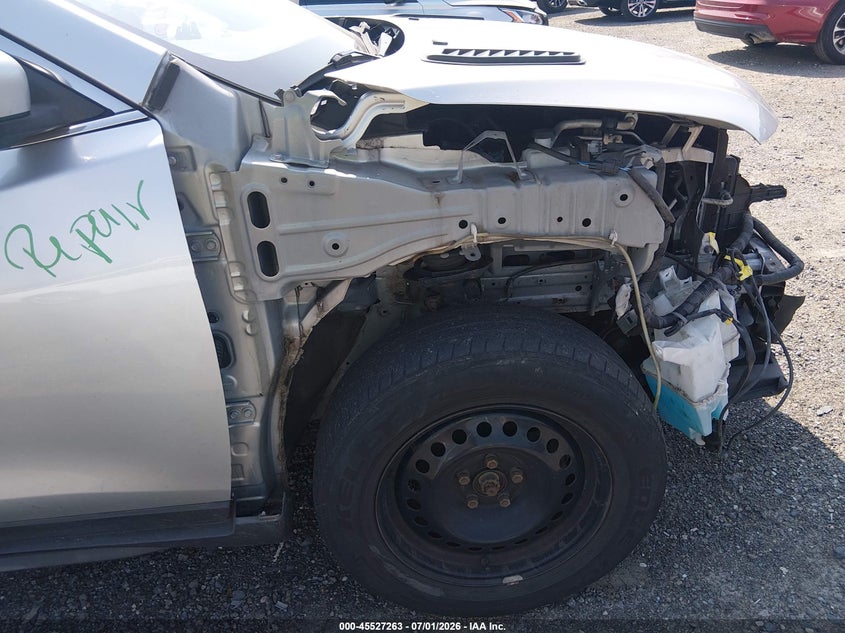 2018 Nissan Rogue VIN JN8AT2MV5JW310161 IAAI salvage auction — FRONT END, Salvage Title, sold $1,750 on 2026-07-30 (photo 6)