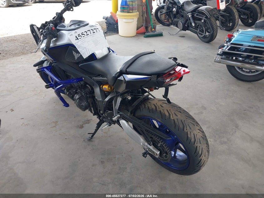 2024 Yamaha Mt VIN JYARN95E4RA000443 IAAI salvage auction — FRONT & REAR, Bill Of Sale (Washington), sold $3,850 on 2026-07-28 (photo 3)