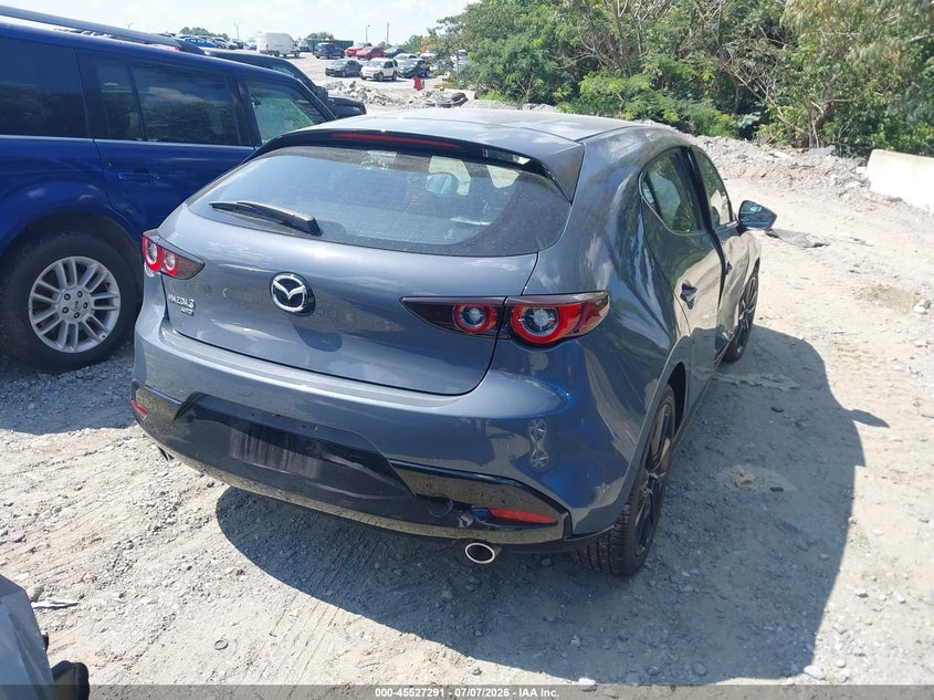 2026 Mazda 3 VIN JM1BPBLL9T1852786 IAAI salvage auction — RIGHT SIDE, Salvage Title, sold $11,000 on 2026-07-21 (photo 4)