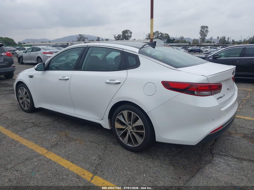 2018 Kia Optima VIN 5XXGT4L35JG252622 IAAI salvage auction — NORMAL WEAR, Clear - Dealer Only (California), sold $3,100 on 2026-07-07 (photo 3)