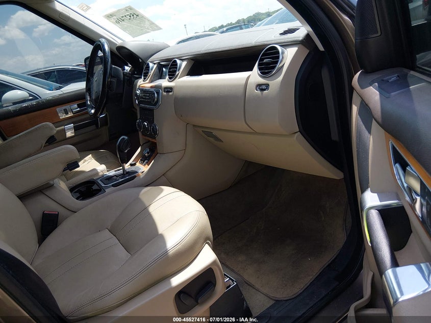 2010 Land rover Lr4 VIN SALAC2D45AA543126 IAAI salvage auction — NORMAL WEAR, Original (Texas), sold $900 on 2026-07-20 (photo 5)