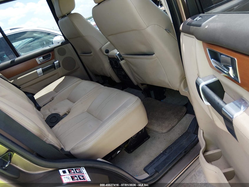 2010 Land rover Lr4 VIN SALAC2D45AA543126 IAAI salvage auction — NORMAL WEAR, Original (Texas), sold $900 on 2026-07-20 (photo 8)