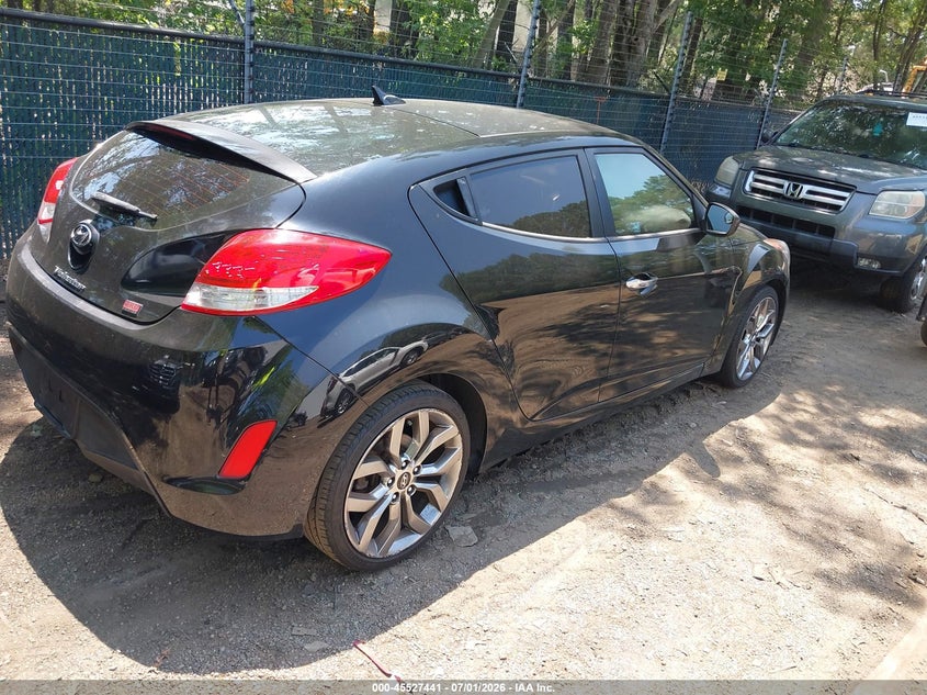 2014 Hyundai Veloster VIN KMHTC6AD2EU214539 IAAI salvage auction — UNKNOWN, Clear (Virginia), sold $300 on 2026-07-16 (photo 4)
