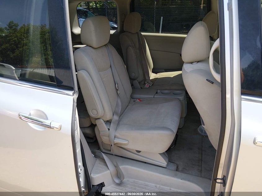 2011 Nissan Quest VIN JN8AE2KP4B9012215 IAAI salvage auction — NORMAL WEAR, Clear (Virginia), sold $700 on 2026-07-30 (photo 8)