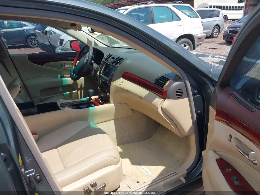 2008 Lexus Ls 460 VIN JTHGL46F385022998 IAAI salvage auction — NORMAL WEAR, Clear (Alabama), sold $675 on 2026-07-15 (photo 5)