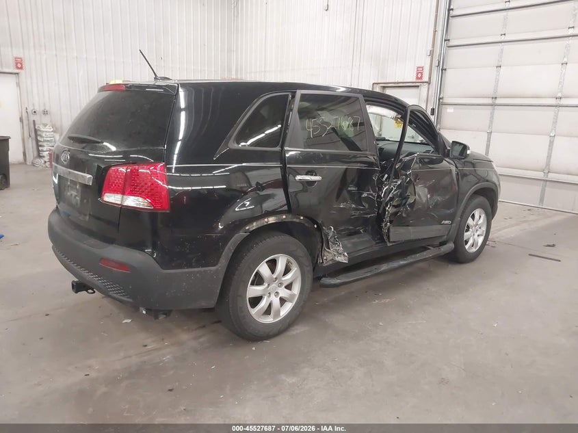 2011 Kia Sorento VIN 5XYKTCA15BG180775 IAAI salvage auction — RIGHT SIDE, Parts Only Bos (Minnesota), sold $450 on 2026-07-14 (photo 4)