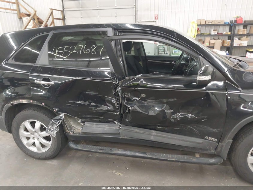 2011 Kia Sorento VIN 5XYKTCA15BG180775 IAAI salvage auction — RIGHT SIDE, Parts Only Bos (Minnesota), sold $450 on 2026-07-14 (photo 6)
