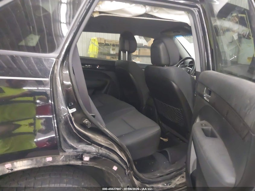 2011 Kia Sorento VIN 5XYKTCA15BG180775 IAAI salvage auction — RIGHT SIDE, Parts Only Bos (Minnesota), sold $450 on 2026-07-14 (photo 8)