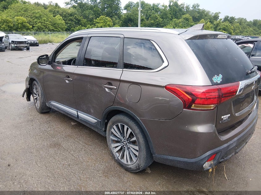 2019 Mitsubishi Outlander VIN JA4AD3A30KZ005839 IAAI salvage auction — WATER/FLOOD, Wait Title, sold $1,050 on 2026-09-16 (photo 3)