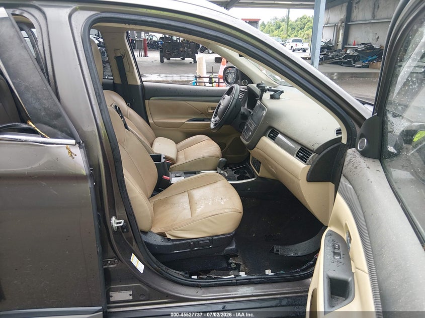 2019 Mitsubishi Outlander VIN JA4AD3A30KZ005839 IAAI salvage auction — WATER/FLOOD, Wait Title, sold $1,050 on 2026-09-16 (photo 5)