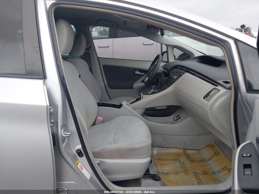 2011 Toyota Prius VIN JTDKN3DU7B0264246 IAAI salvage auction — NORMAL WEAR, Clear - Dealer Only (California), sold $2,350 on 2026-07-09 (photo 5)