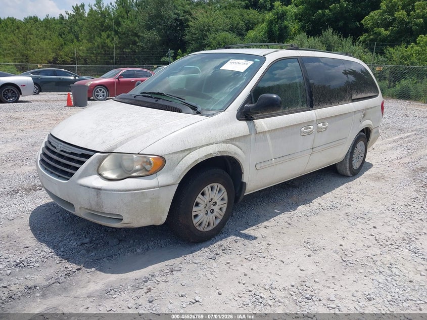 2005 Chrysler Town & country VIN 2C4GP44R35R514545 IAAI salvage auction — NORMAL WEAR, Clear (Alabama), sold $400 on 2026-07-27 (photo 2)