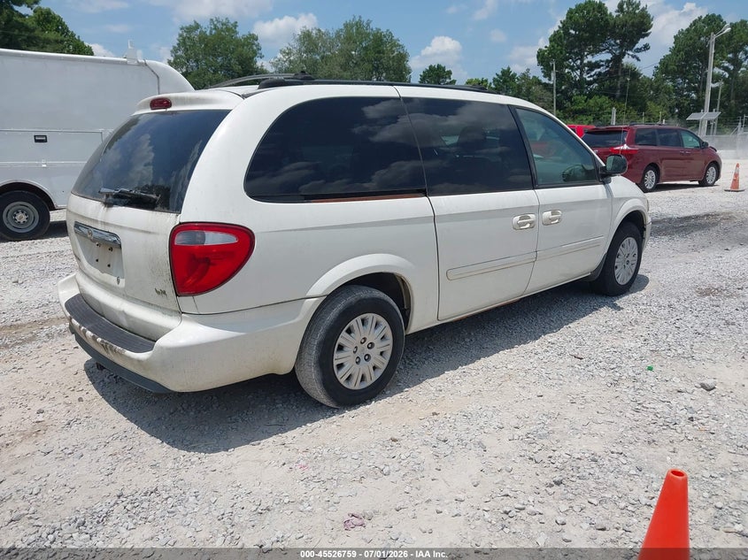 2005 Chrysler Town & country VIN 2C4GP44R35R514545 IAAI salvage auction — NORMAL WEAR, Clear (Alabama), sold $400 on 2026-07-27 (photo 4)